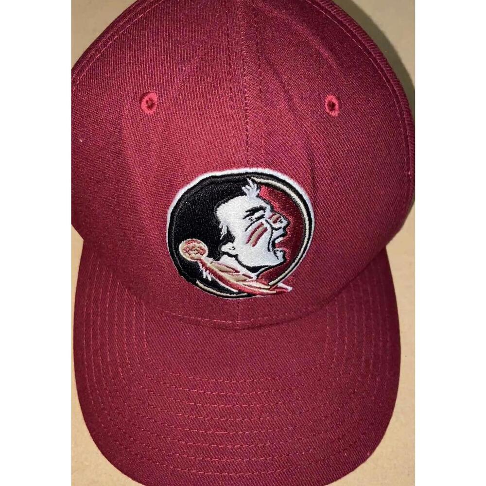 Florida State Seminoles Red Nike Classic99 Dri-Fit Stretch Fit Size M/L Hat